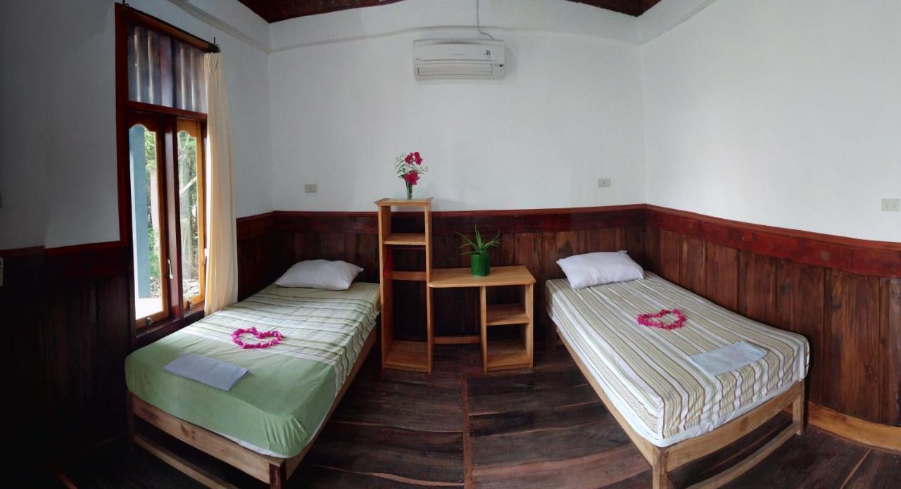 New Raya - Nias Beach Bungalows Lagudri Exteriör bild
