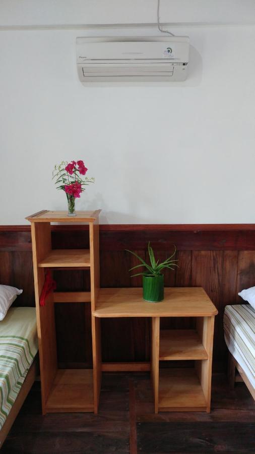 New Raya - Nias Beach Bungalows Lagudri Exteriör bild